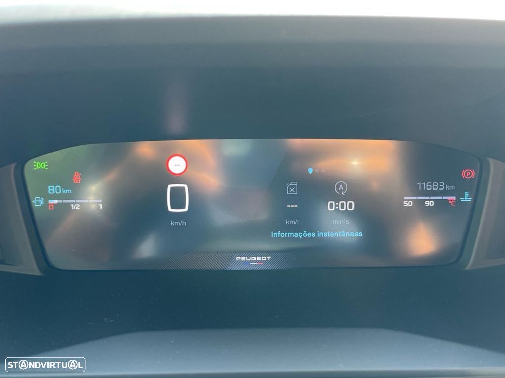 Peugeot 2008 1.2 PureTech Allure - 3