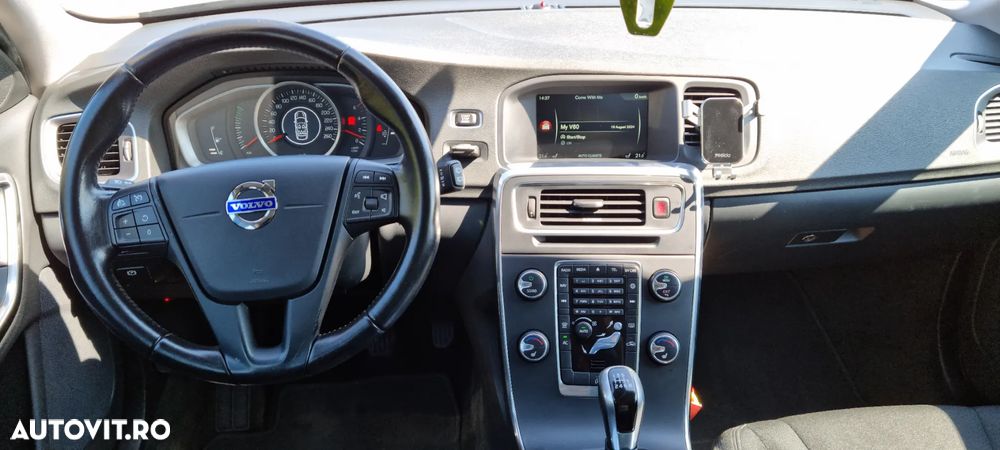 Volvo V60 D3 Kinetic - 4