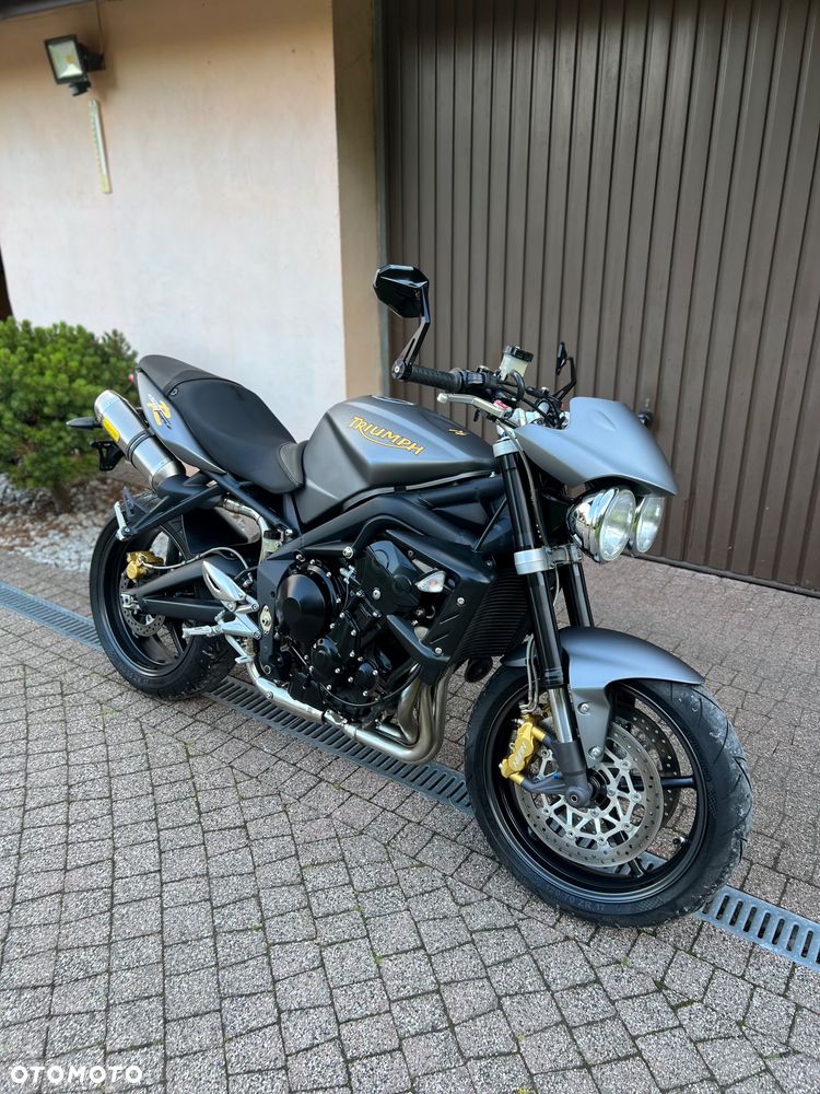 Triumph Street Triple