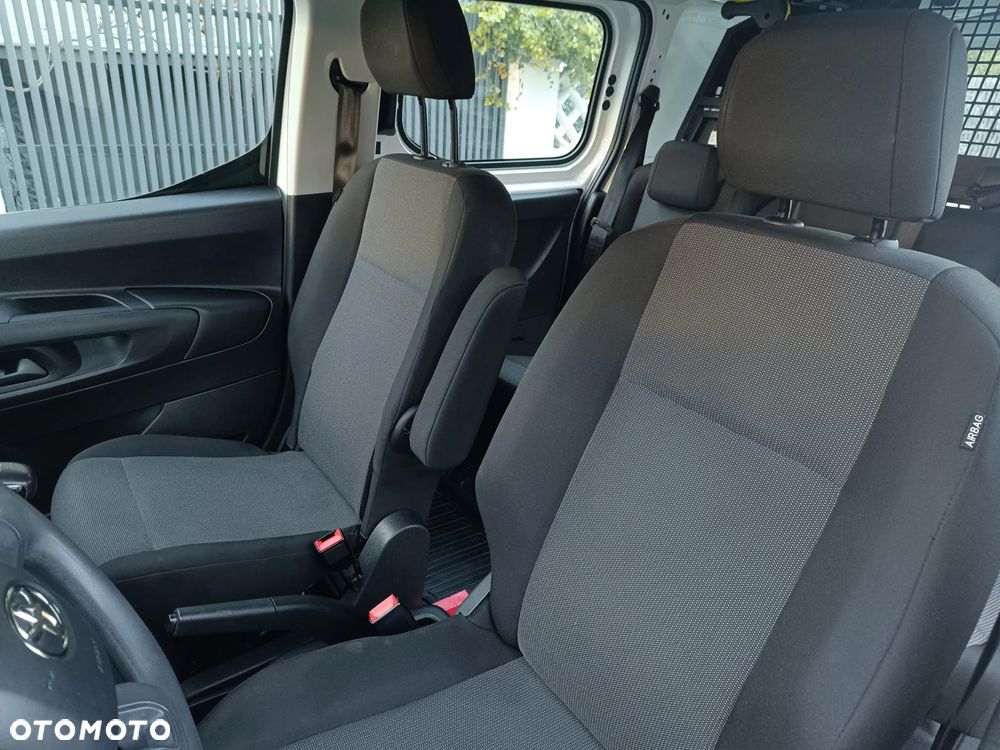 Toyota Proace City - 23