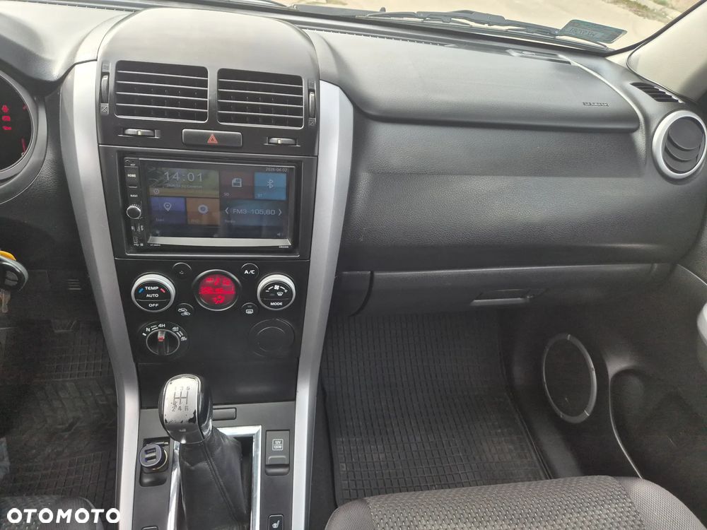 Suzuki Grand Vitara 1.9 DDiS Premium - 9