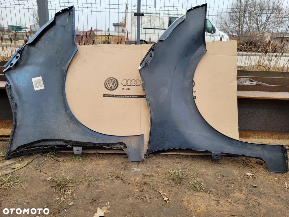 BŁOTNIK LEWY PRZÓD CITROEN C4 PICASSO - 2