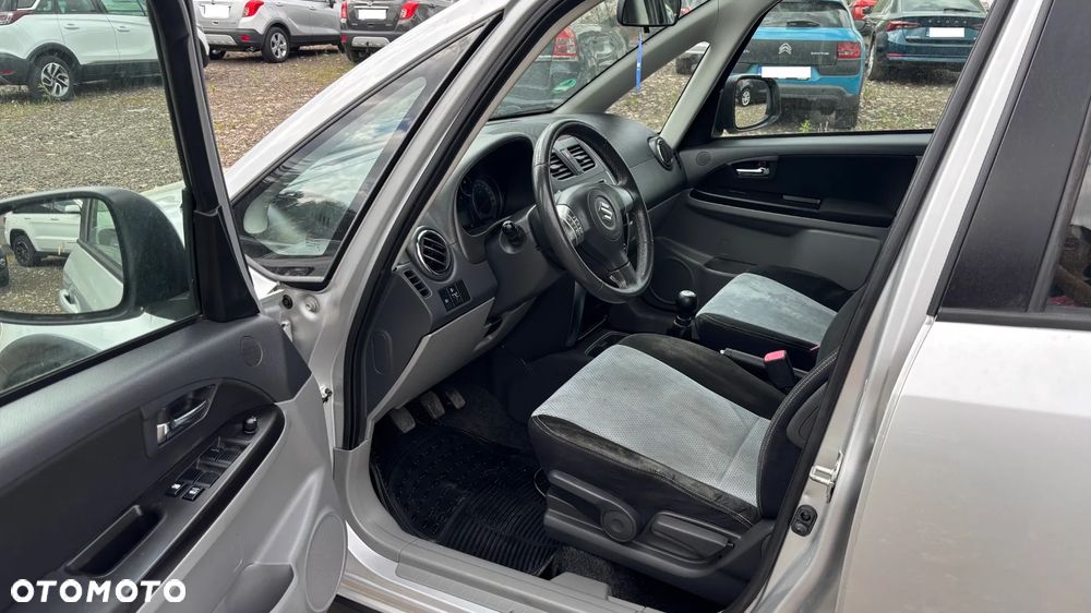 Suzuki SX4 1.6 Comfort - 7