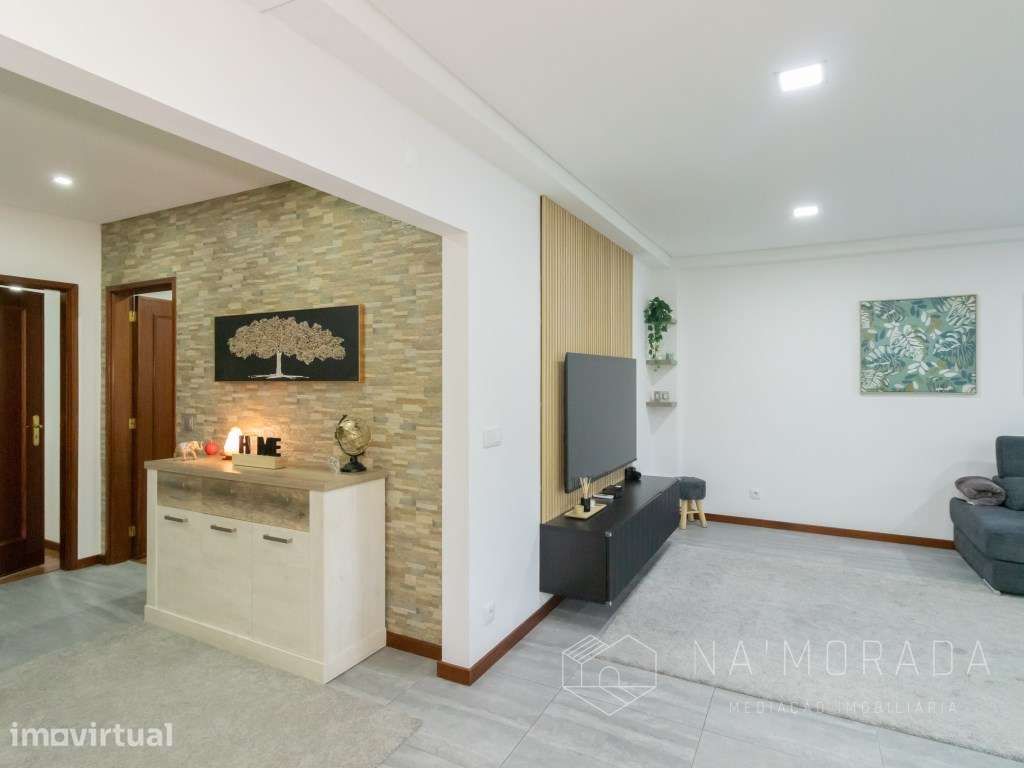 Apartamento T2 renovado, vendido totalmente mobilado e equipado em ... - Grande imagem: 5/40