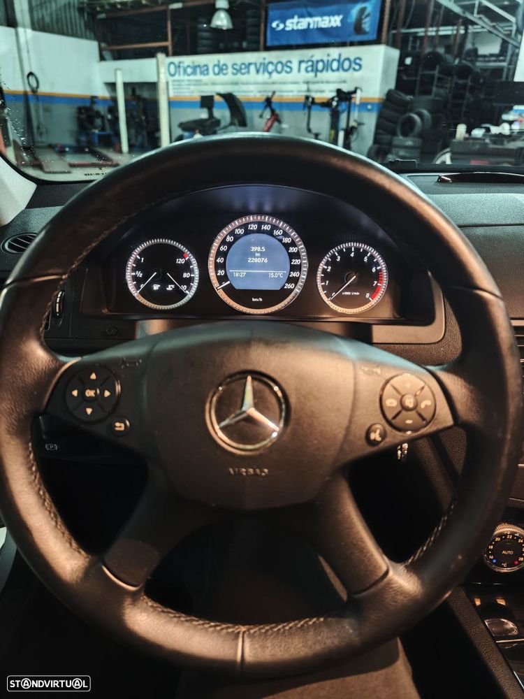 Mercedes-Benz C 180 Station CGI BlueEFFICIENCY Elegance - 10