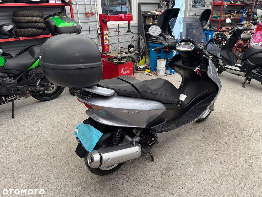 Yamaha Majesty - 7