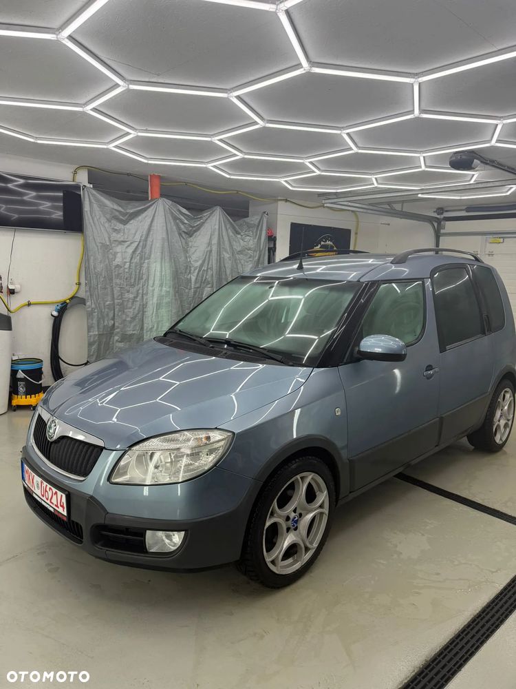 Skoda Roomster 1.4 16V Scout PLUS EDITION - 2