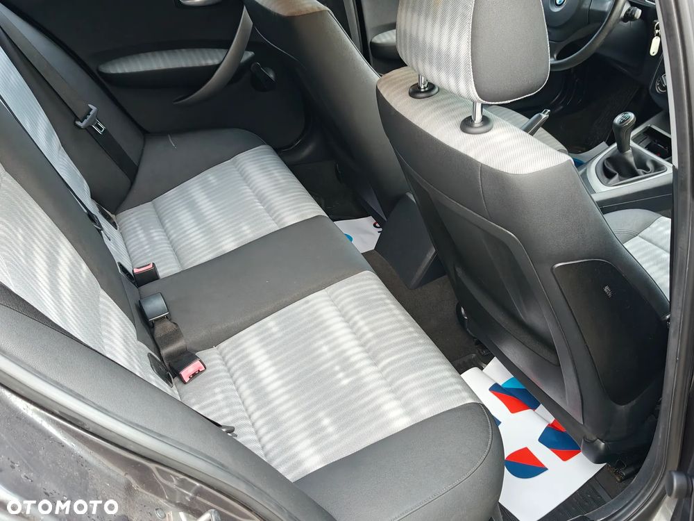 BMW Seria 1 118i - 8