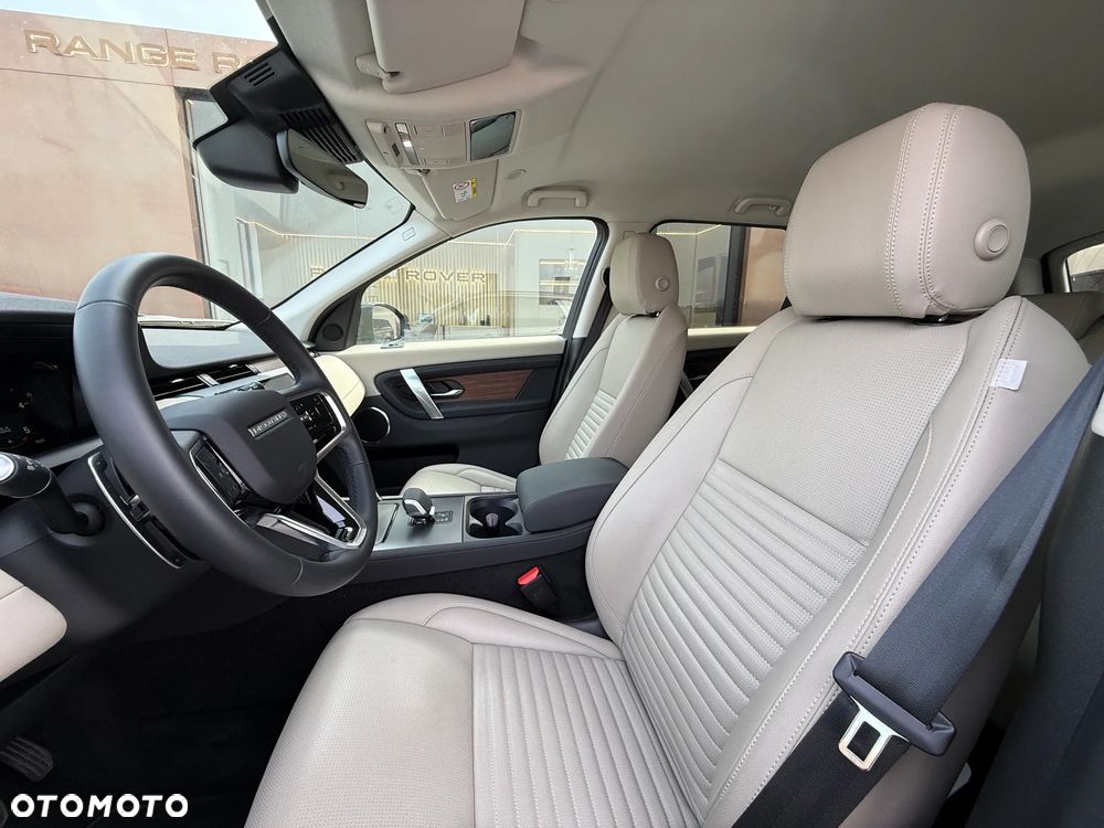 Land Rover Discovery Sport D200 - 16