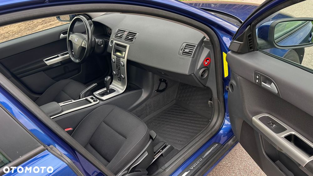 Volvo V50 T5 Momentum - 18