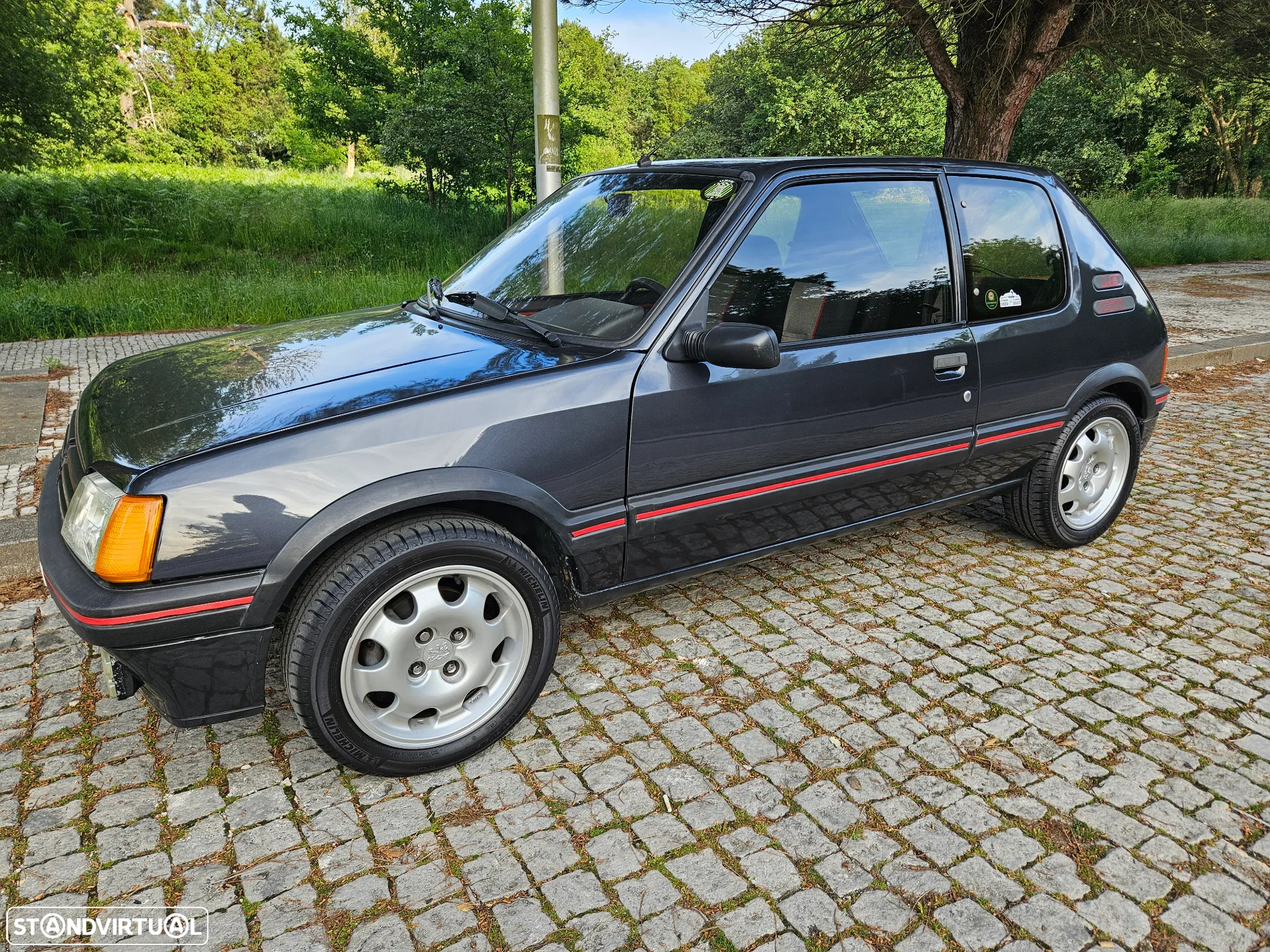 Peugeot 205 1.9 GTi - 23