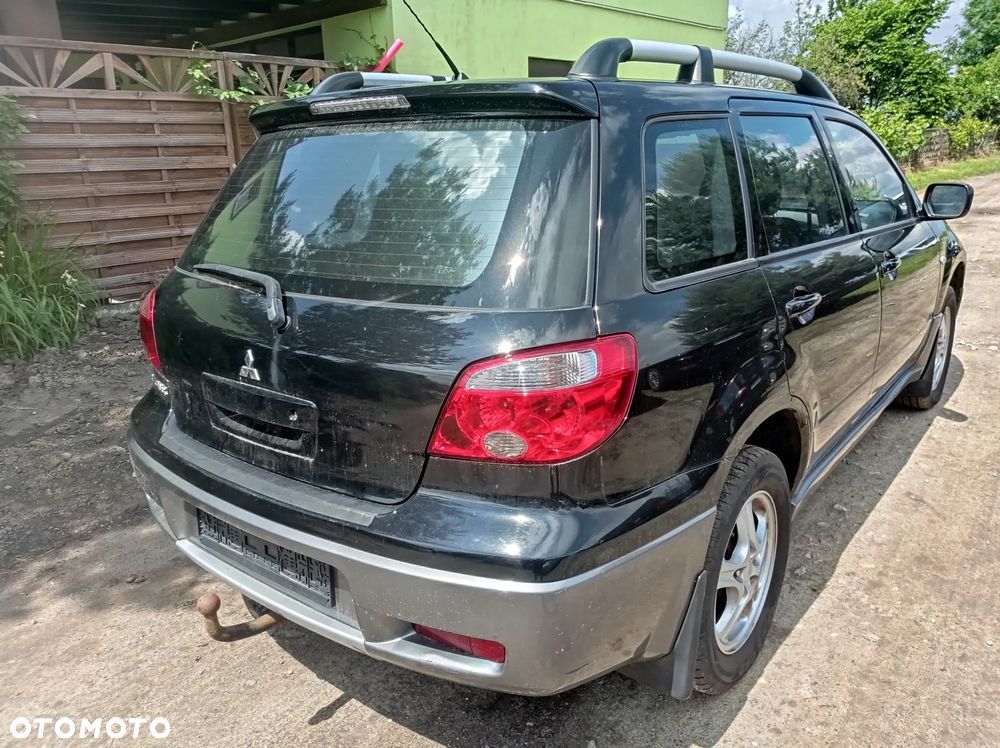 UWAGA ! AUTO W CAŁOŚCI 2006 MITSUBISHI OUTLANDER WERSJA SPECIAL 2,0 16V 140PS BENZYNA KLIMA ALU I WLAS DE - 7