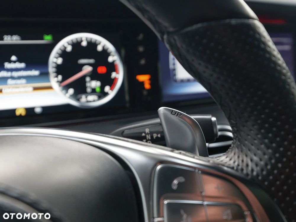 Mercedes-Benz Klasa S 400 Coupe 4-Matic 7G-TRONIC - 37