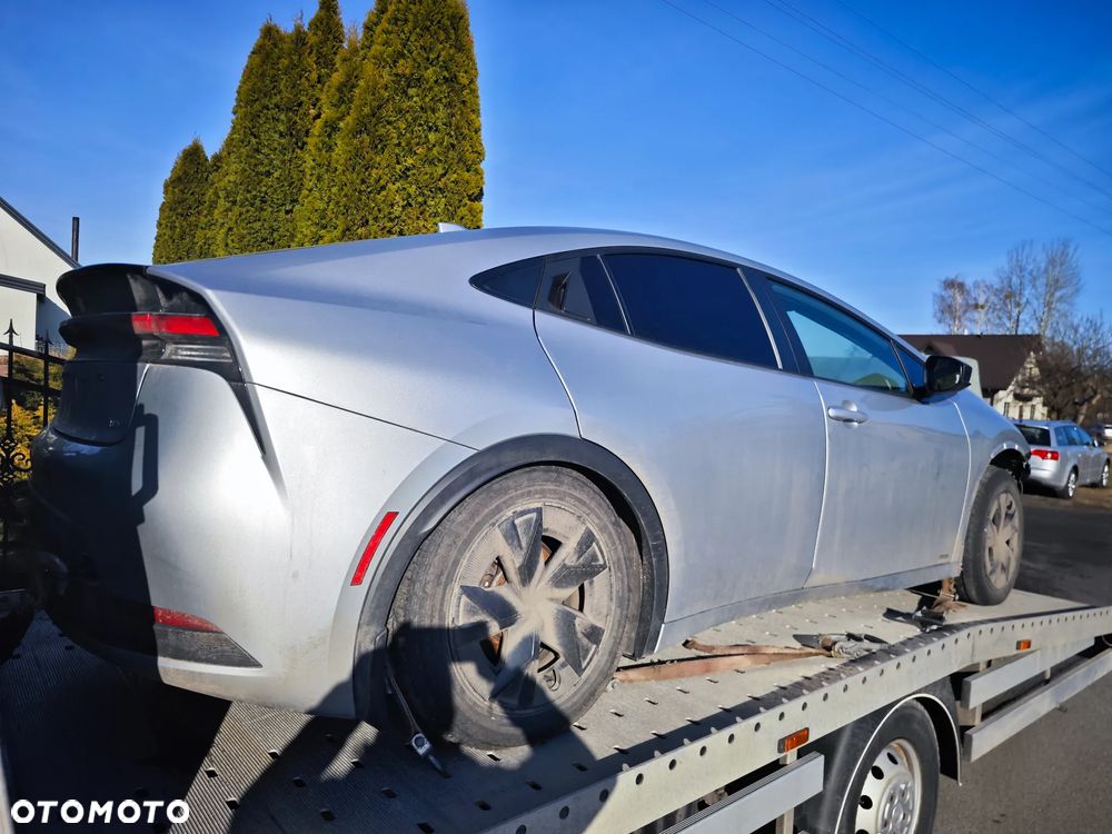 Toyota Prius Hybrid - 15