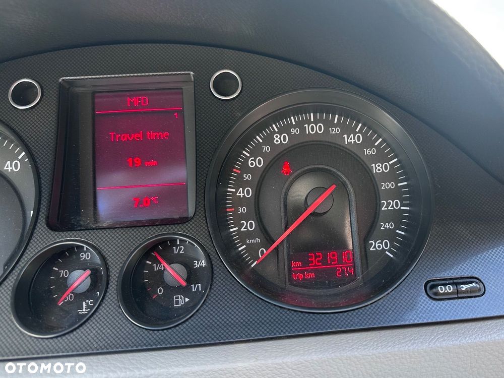 Volkswagen Passat - 6