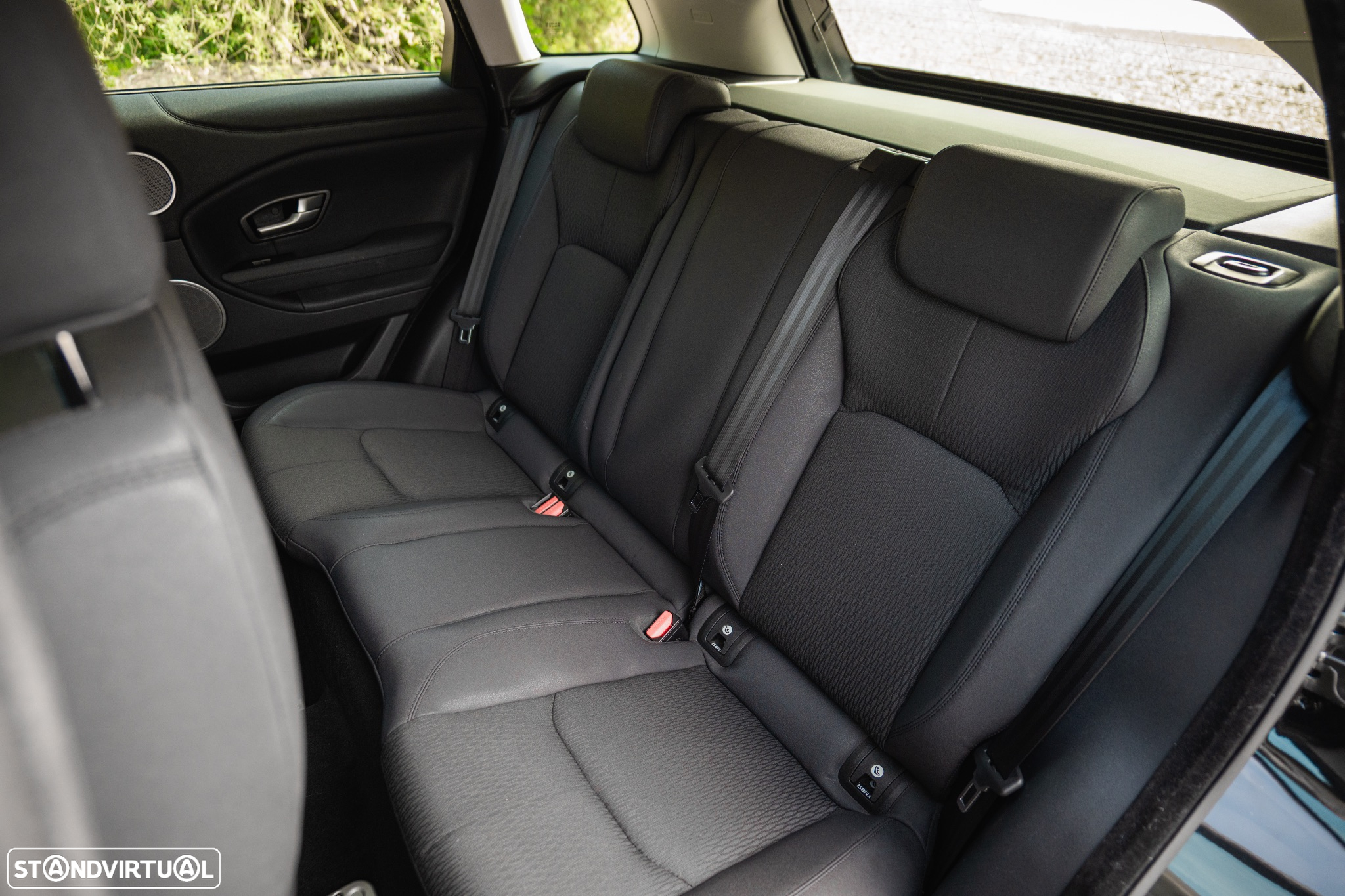 Land Rover Range Rover Evoque 2.0 D150 R-Dynamic - 50