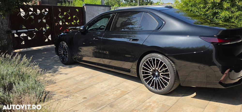 BMW Seria 7 - 14