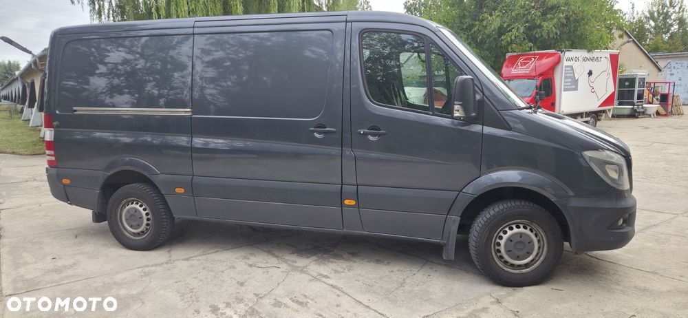 Mercedes-Benz Sprinter 906.211 - 9