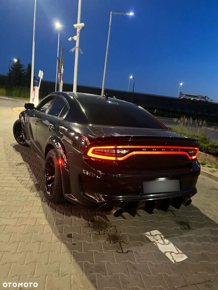 Dodge Charger - 3