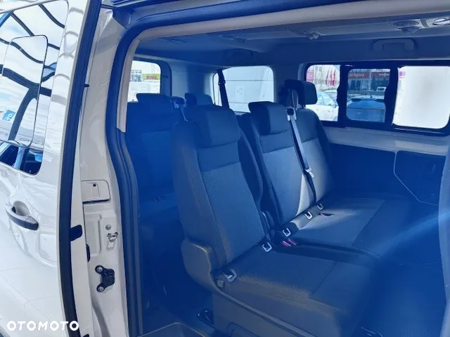 Toyota Proace Verso 2.0 D4-D Medium Combi - 10