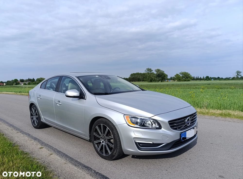 Volvo S60 - 2