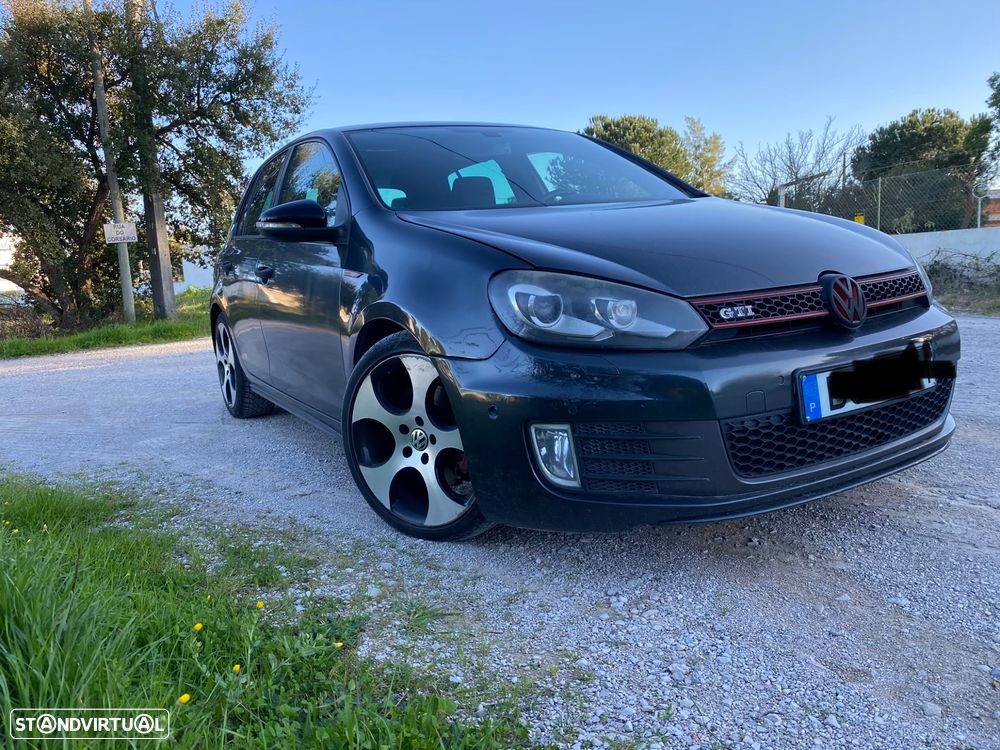 VW Golf 2.0 GTI - 1