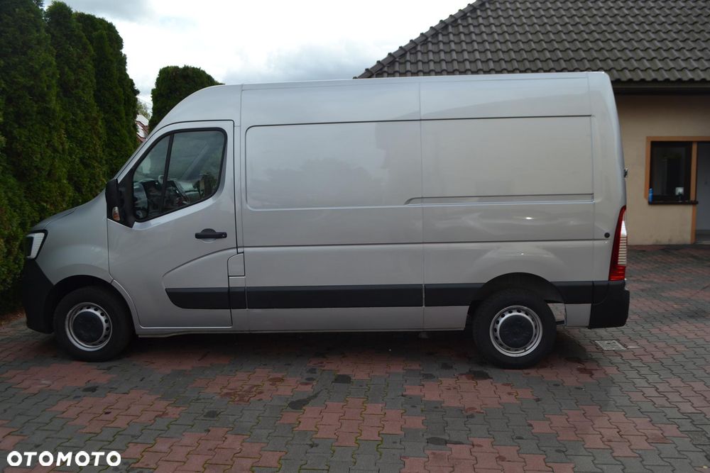 Renault Master Blue L2H2 VA Basis - 22