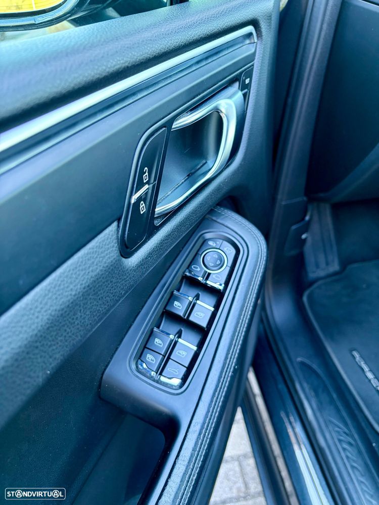 Porsche Macan 2.0T - 12