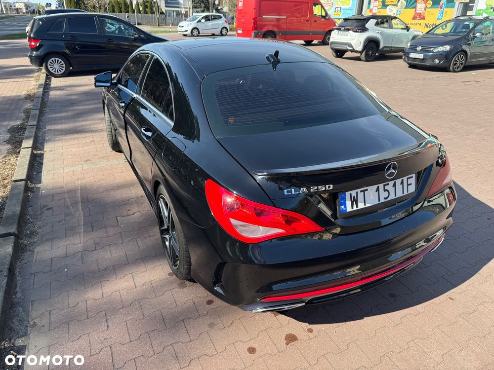 Mercedes-Benz CLA - 10