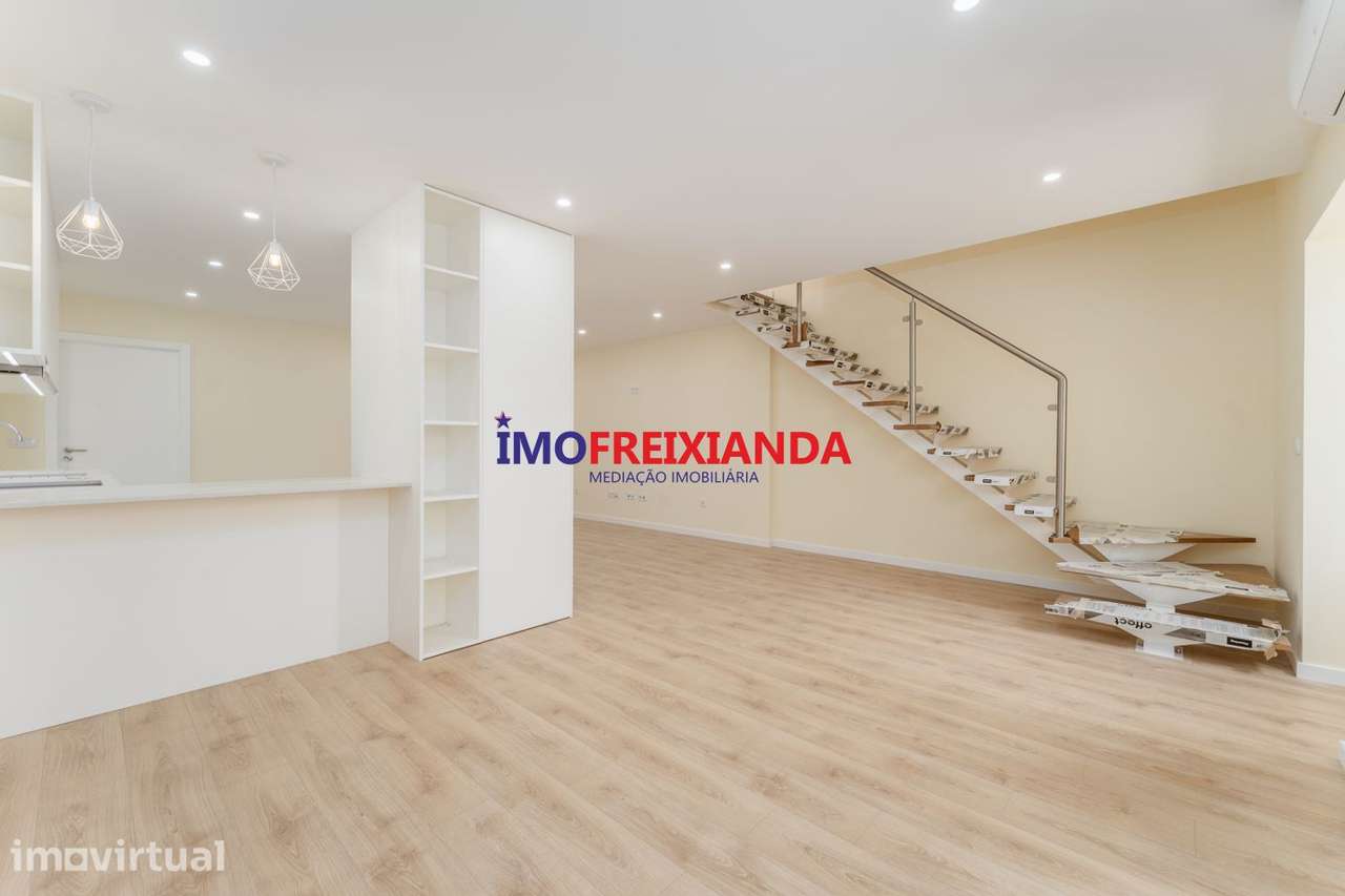 Moradia unifamiliar T2 - Caxarias - Grande imagem: 3/16