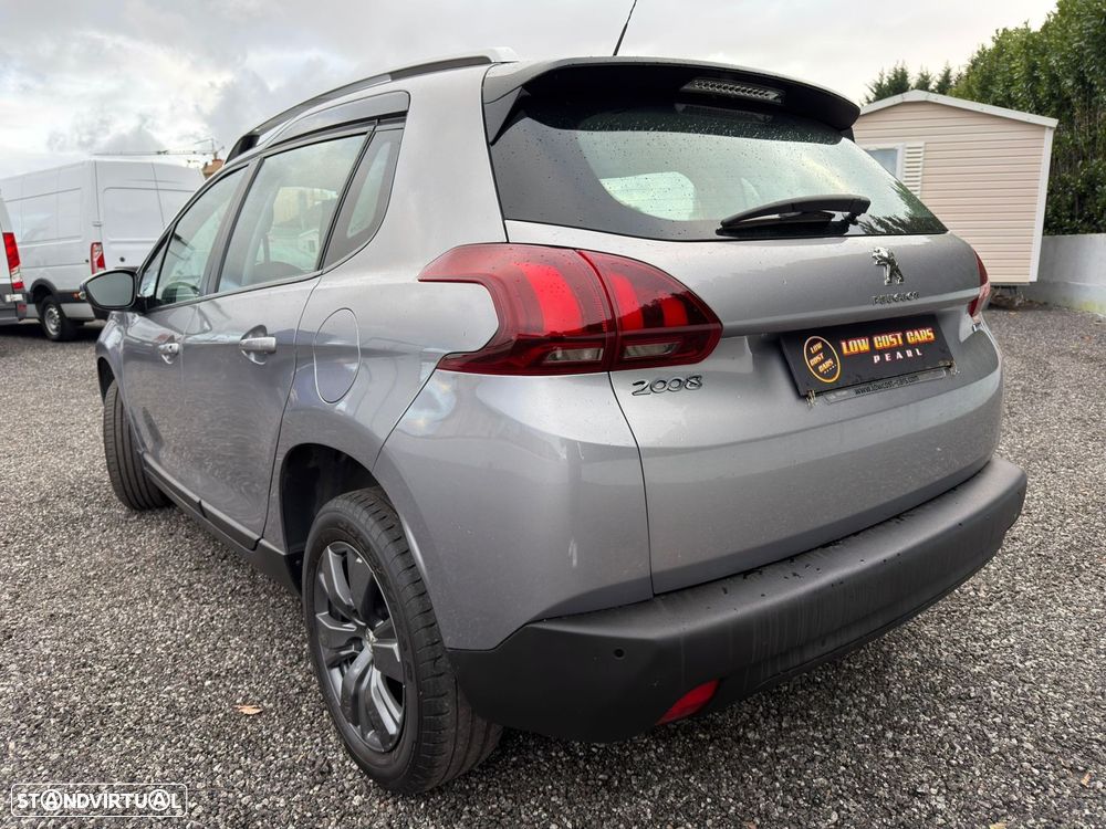 Peugeot 2008 1.2 PureTech Active - 21