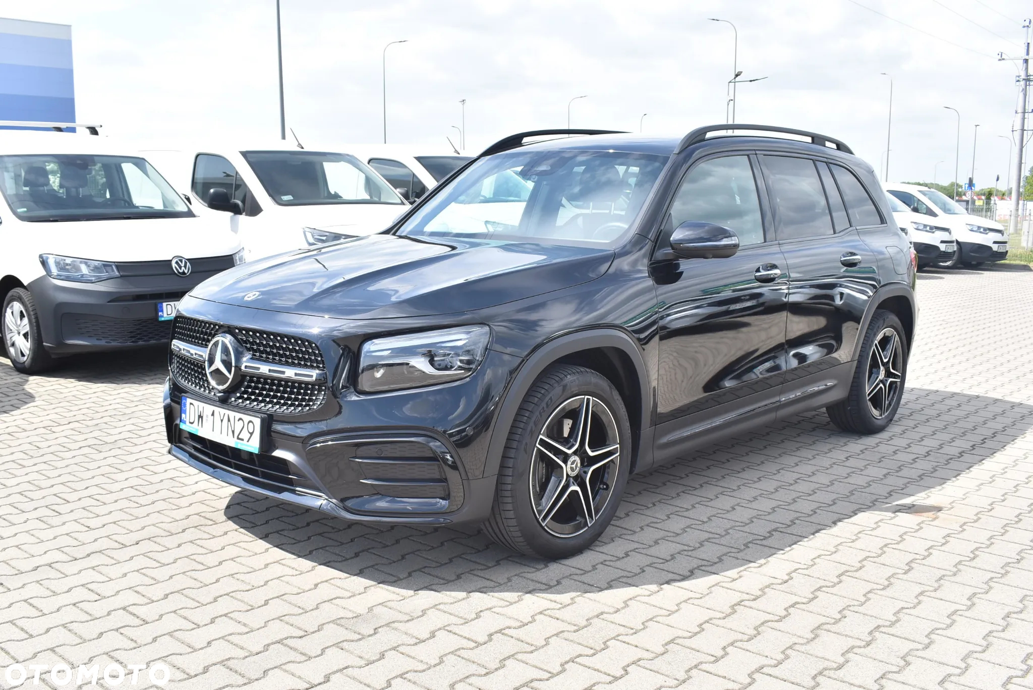 Mercedes-Benz GLB 200 d 4-Matic 8G-DCT - 3