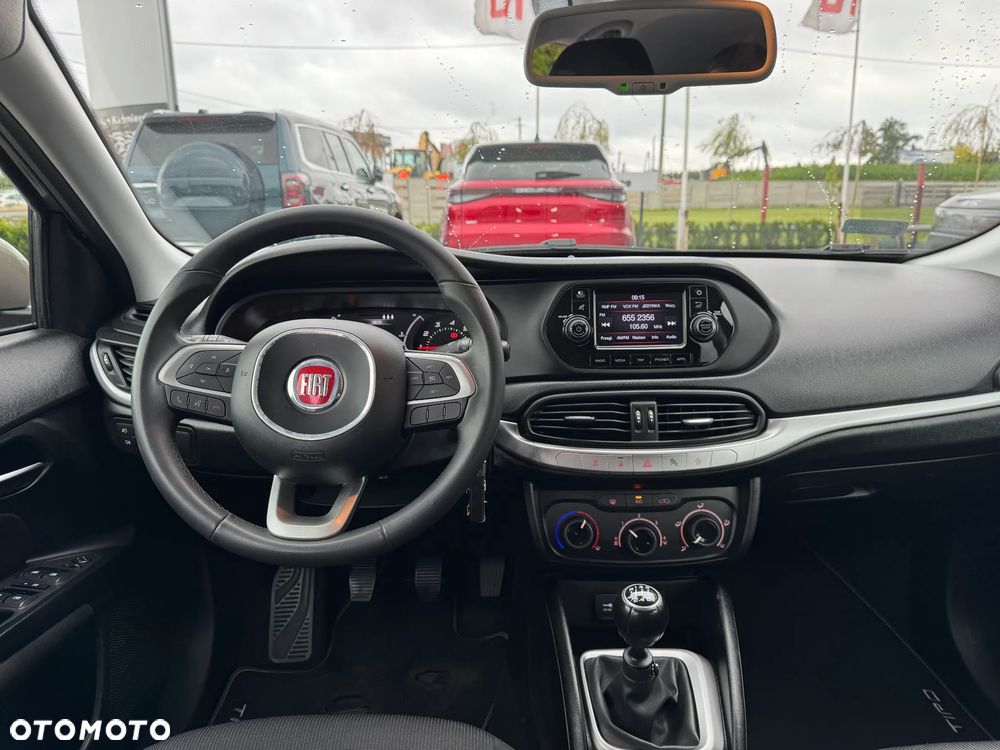 Fiat Tipo 1.4 T-Jet 16v Easy - 9
