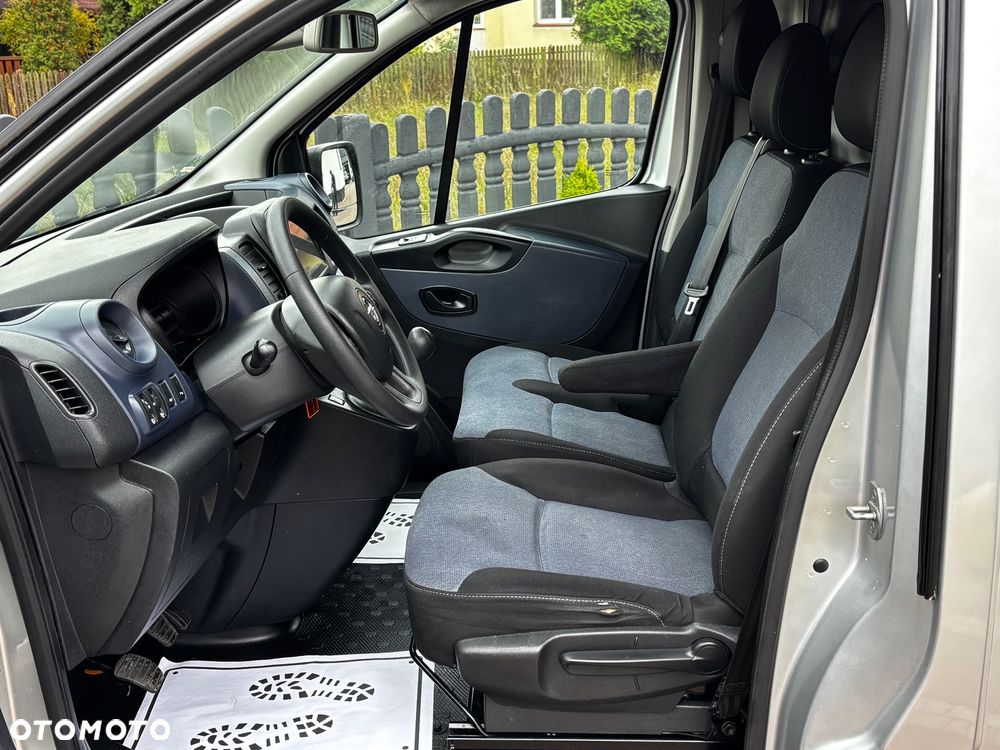 Opel Vivaro - 28