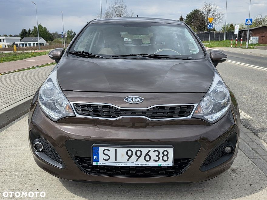 Kia Rio 1.2 Dream Team Edition - 10