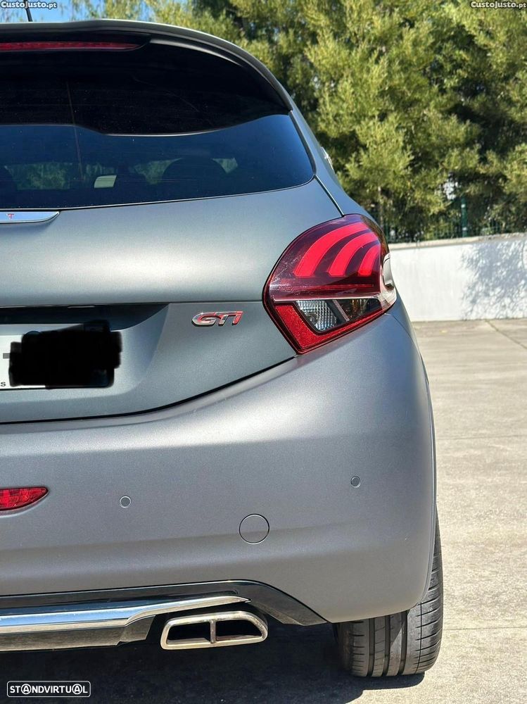 Peugeot 208 GTI e-THP STOP & START 30th - 26