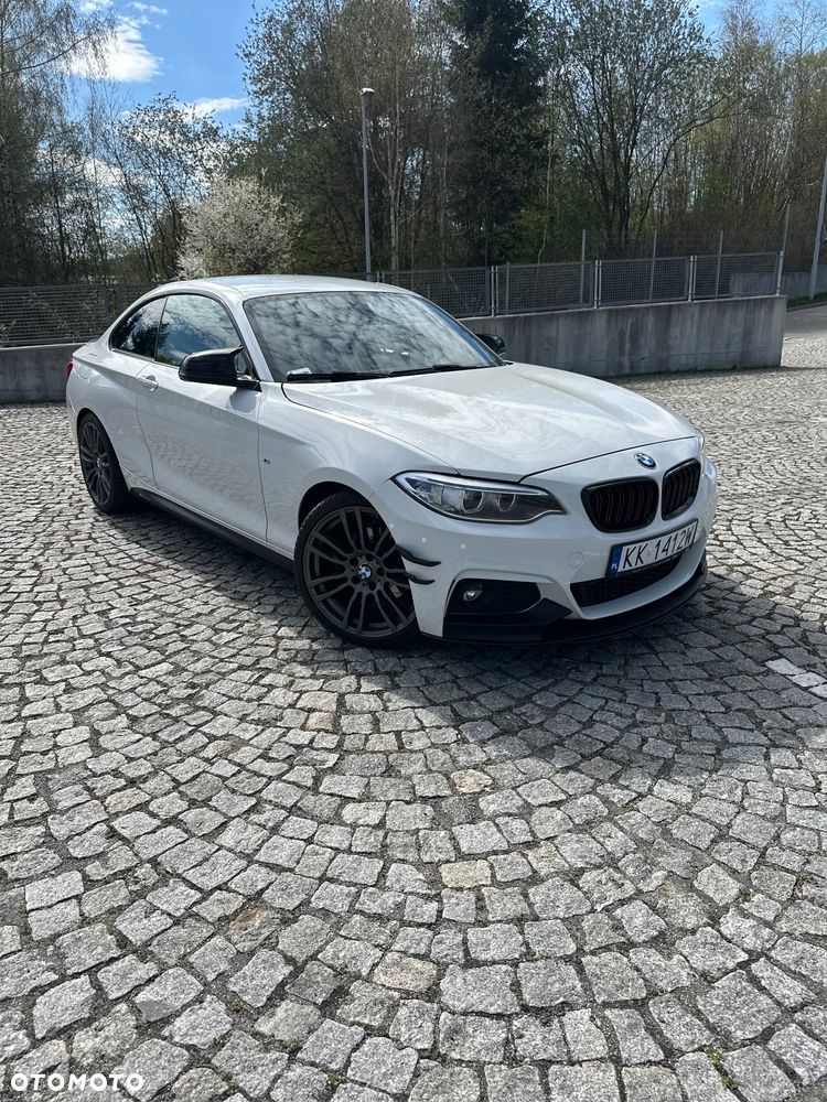 BMW Seria 2 220d M Sport - 1