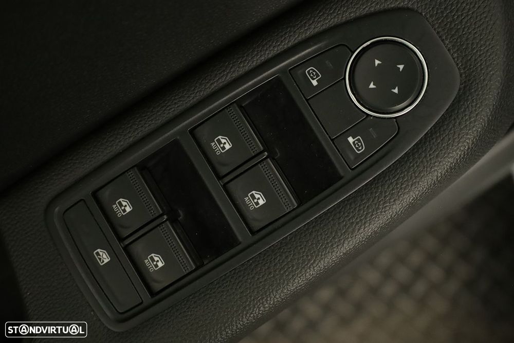 Renault Clio 1.0 TCe Evolution - 21