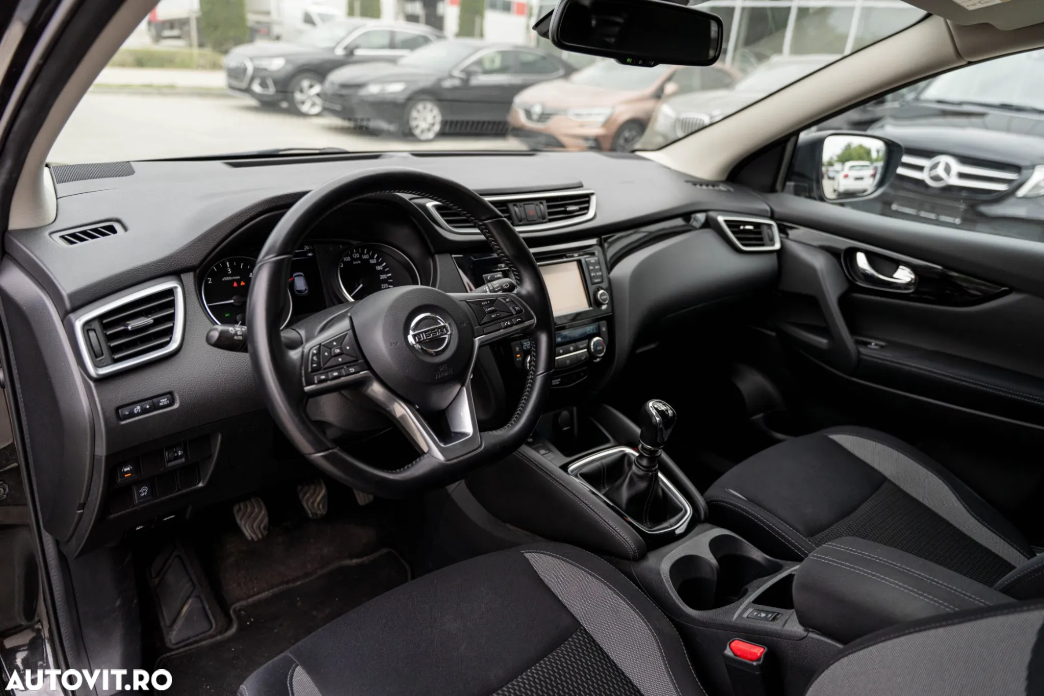 Nissan Qashqai 1.6 DCI Start/Stop N-Connecta - 5