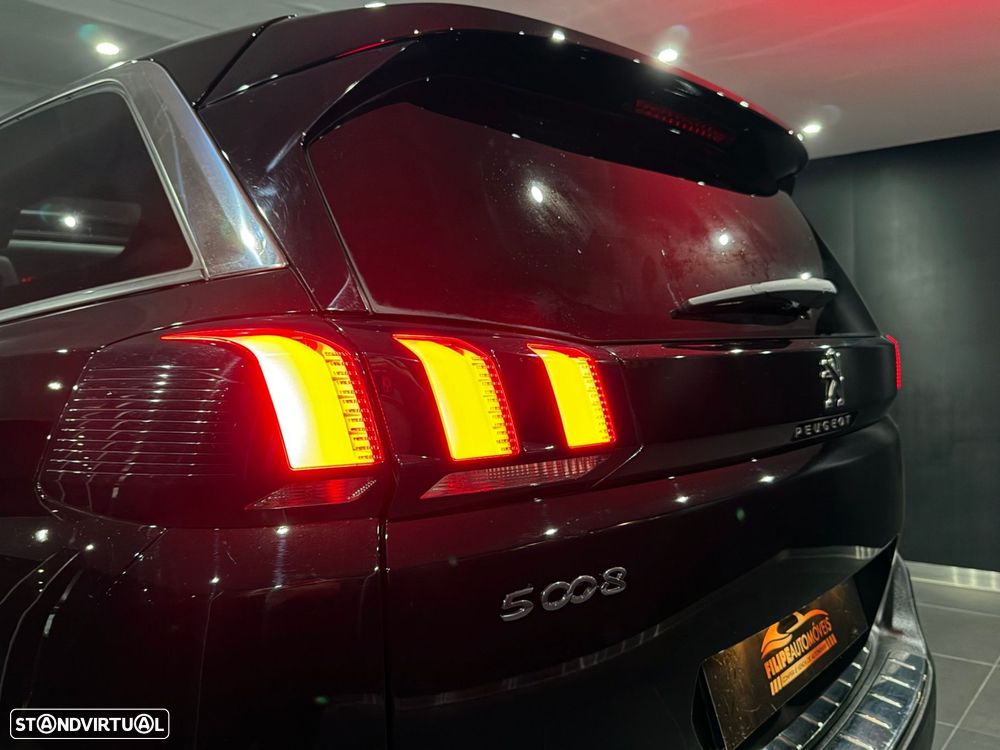 Peugeot 5008 1.2 PureTech Allure Pack EAT8 - 13