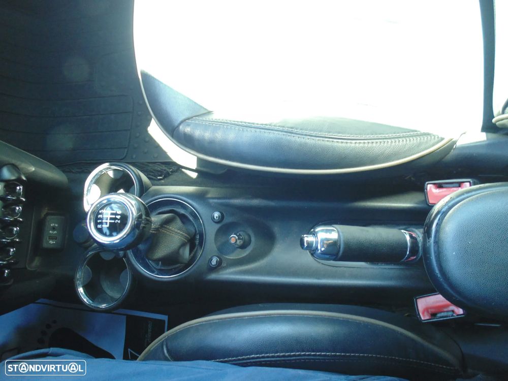 MINI Clubman Cooper D - 35