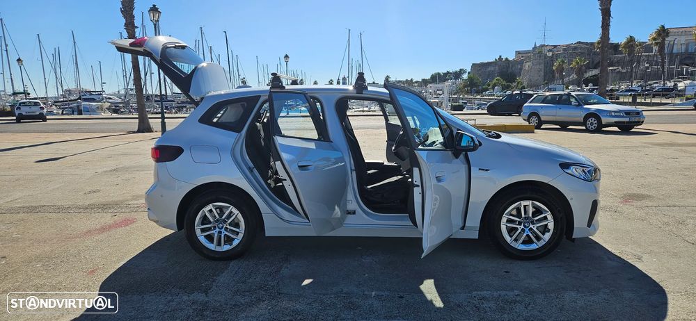 BMW 225xe Active Tourer - 18