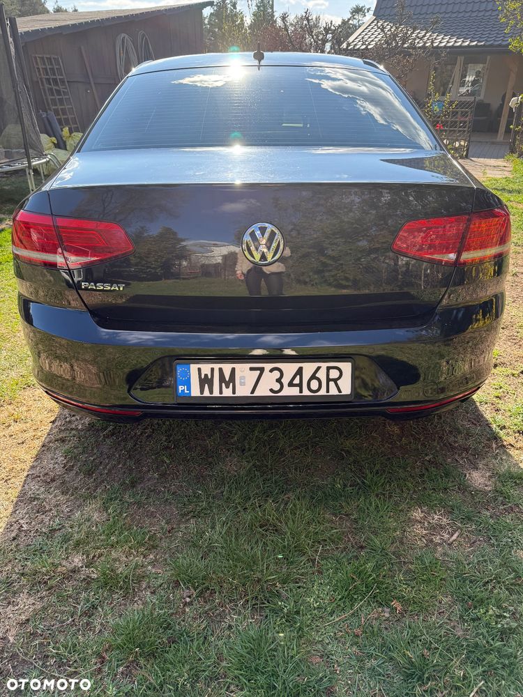 Volkswagen Passat 1.6 TDI SCR DSG Comfortline - 5