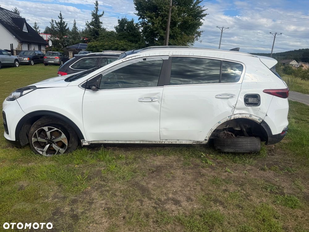 Kia Sportage 1.6 CRDI AWD DCT PLATINUM - 3