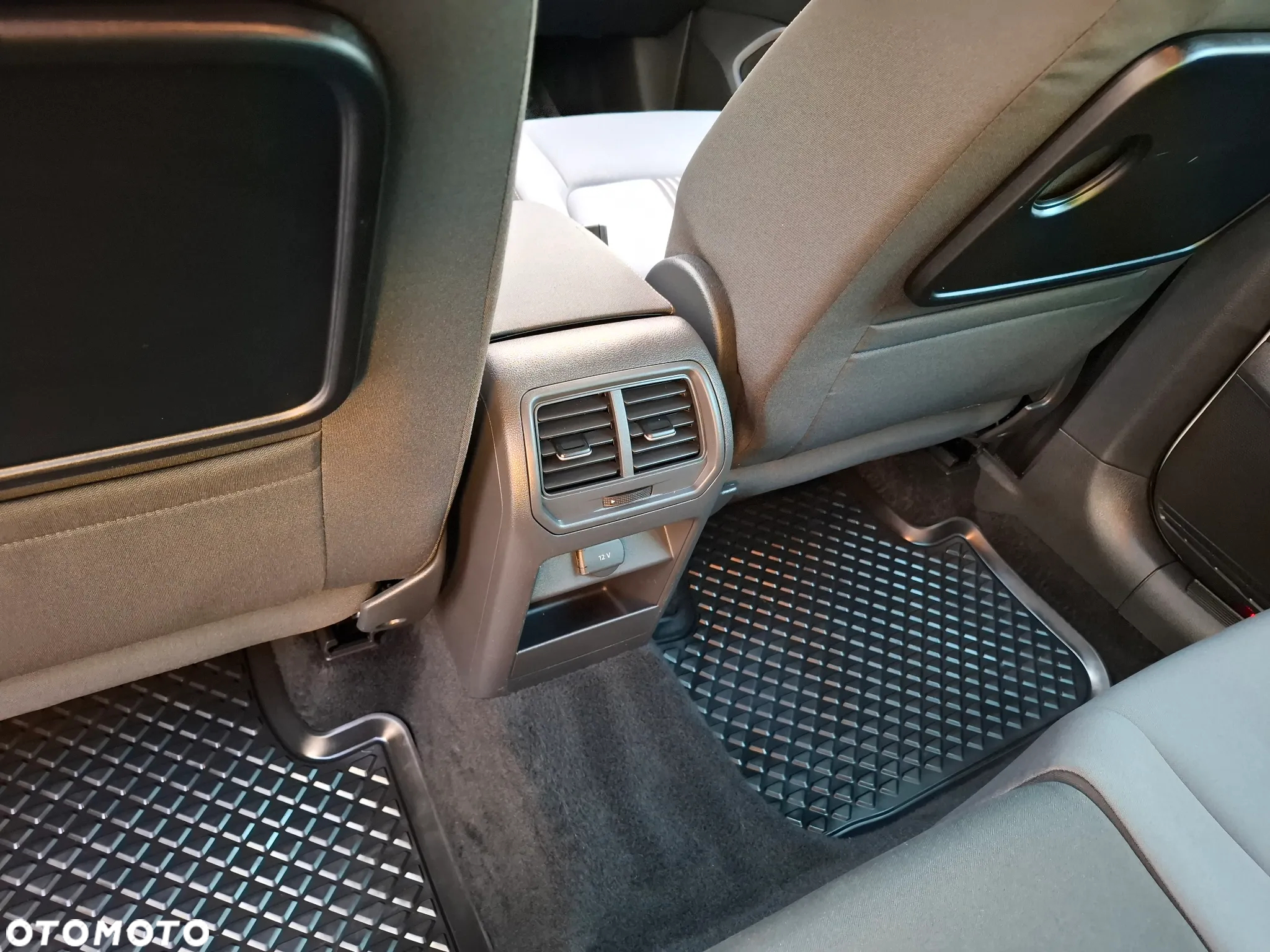 Volkswagen Golf Sportsvan - 19