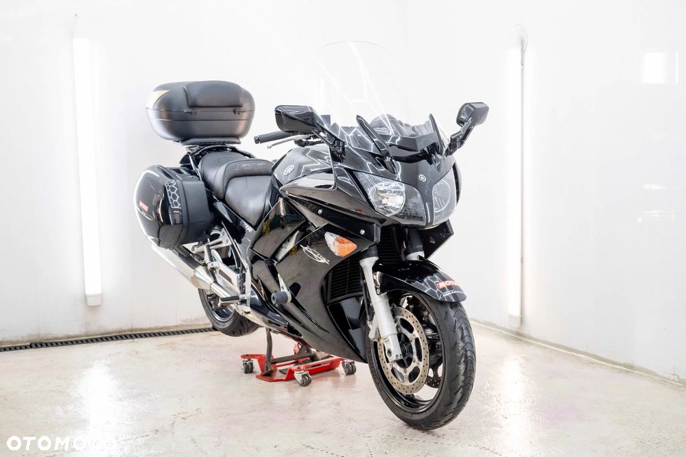 Yamaha FJR - 4