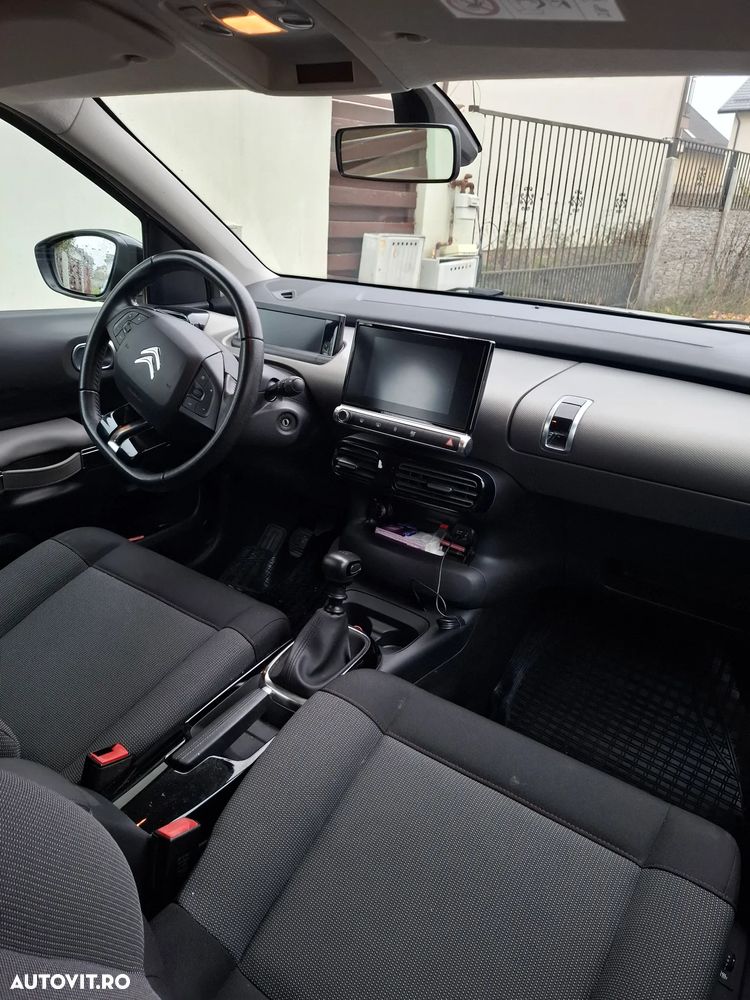Citroën C4 Cactus 1.2 PureTech S&S BVM6 Shine - 17