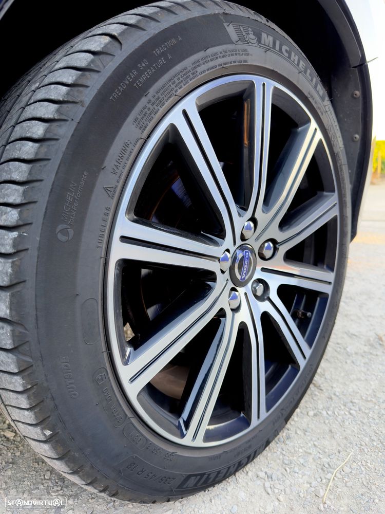 Volvo V60 D6 Plug-In-Hybrid AWD Geartronic Summum - 7