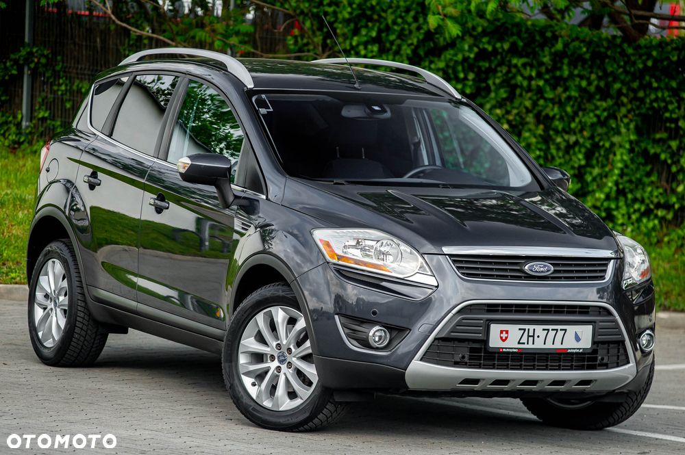 Ford Kuga 2.5 4x4 Titanium - 3