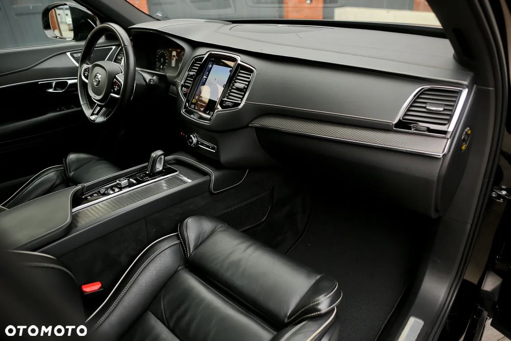 Volvo XC 90 B5 D AWD R-Design 7os - 23